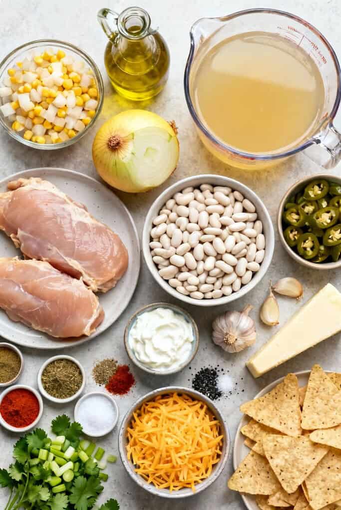 White Chicken Chili Recipe: A Creamy Comfort Food Classic 2 White chicken chili ingredients