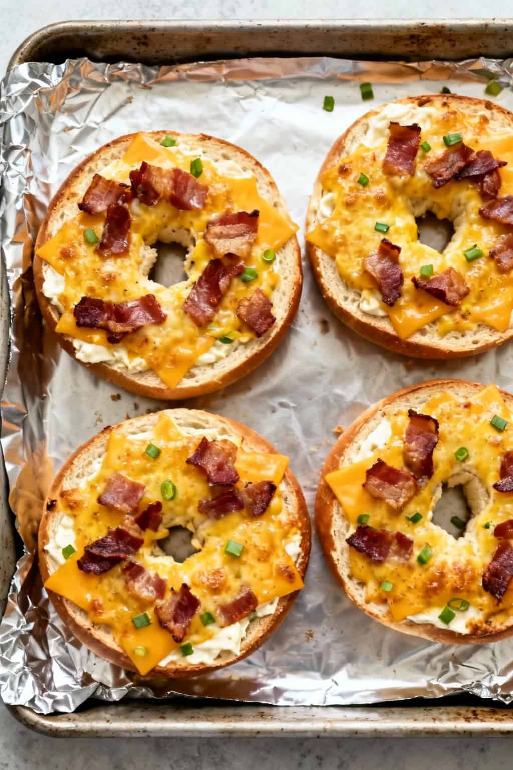 Creamy Bacon Cheddar Bagels: A Delicious Breakfast Recipe 1 Creamy bacon cheddar bagels