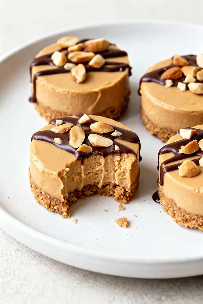 Keto Peanut Butter Cheesecake Bites: Low-Carb Dessert Recipe 2 Keto peanut butter cheesecake bites served